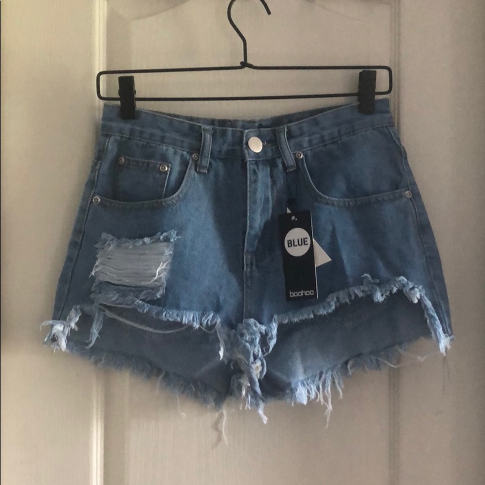 NEVER BEFORE WORN Hi-Lo Denim Shorts